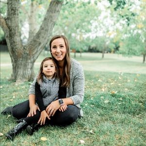 Meet your Posher, Danielle